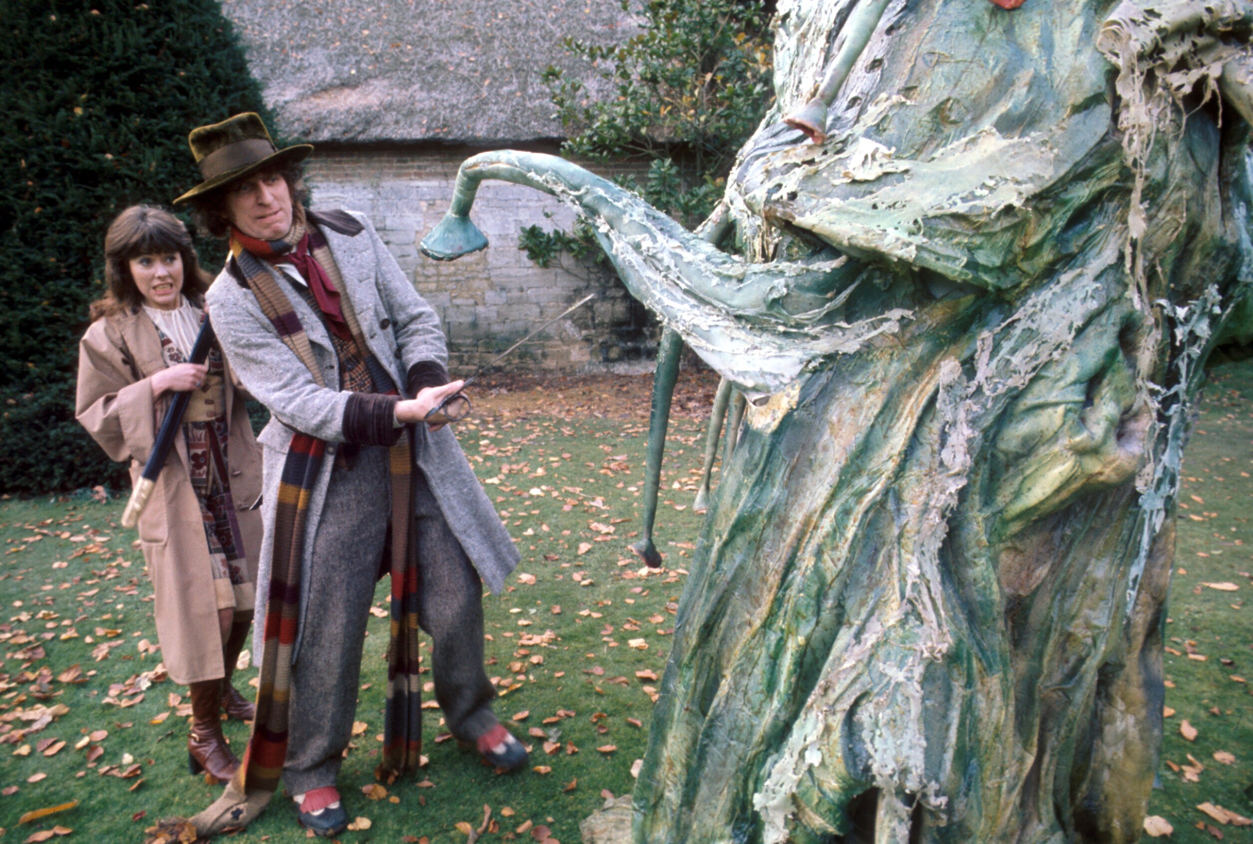 Tom Baker and Elisabeth Sladen in 'The Seeds of Doom'