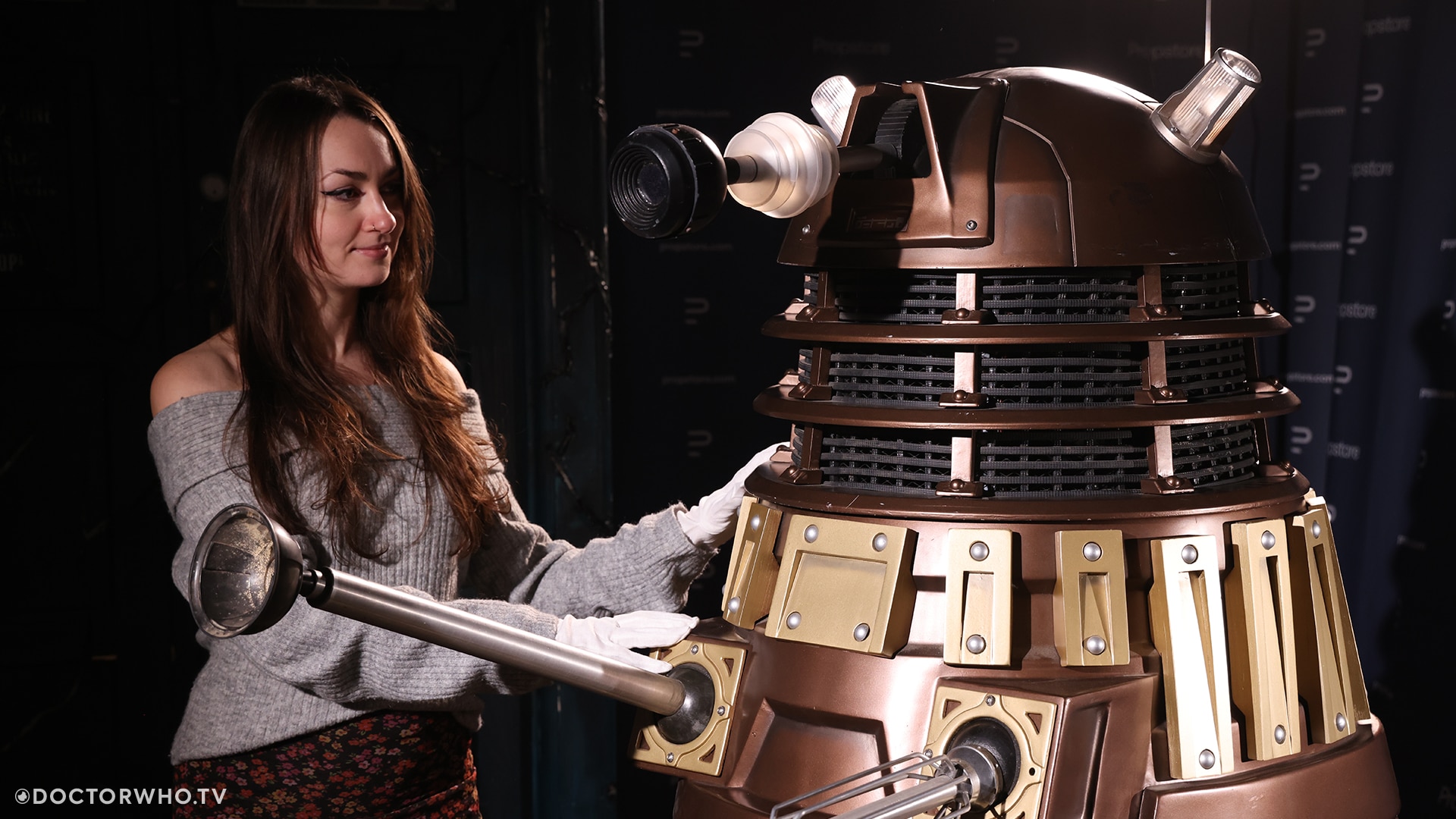 Lot 5: Bronze Dalek from 'Asylum of the Daleks'