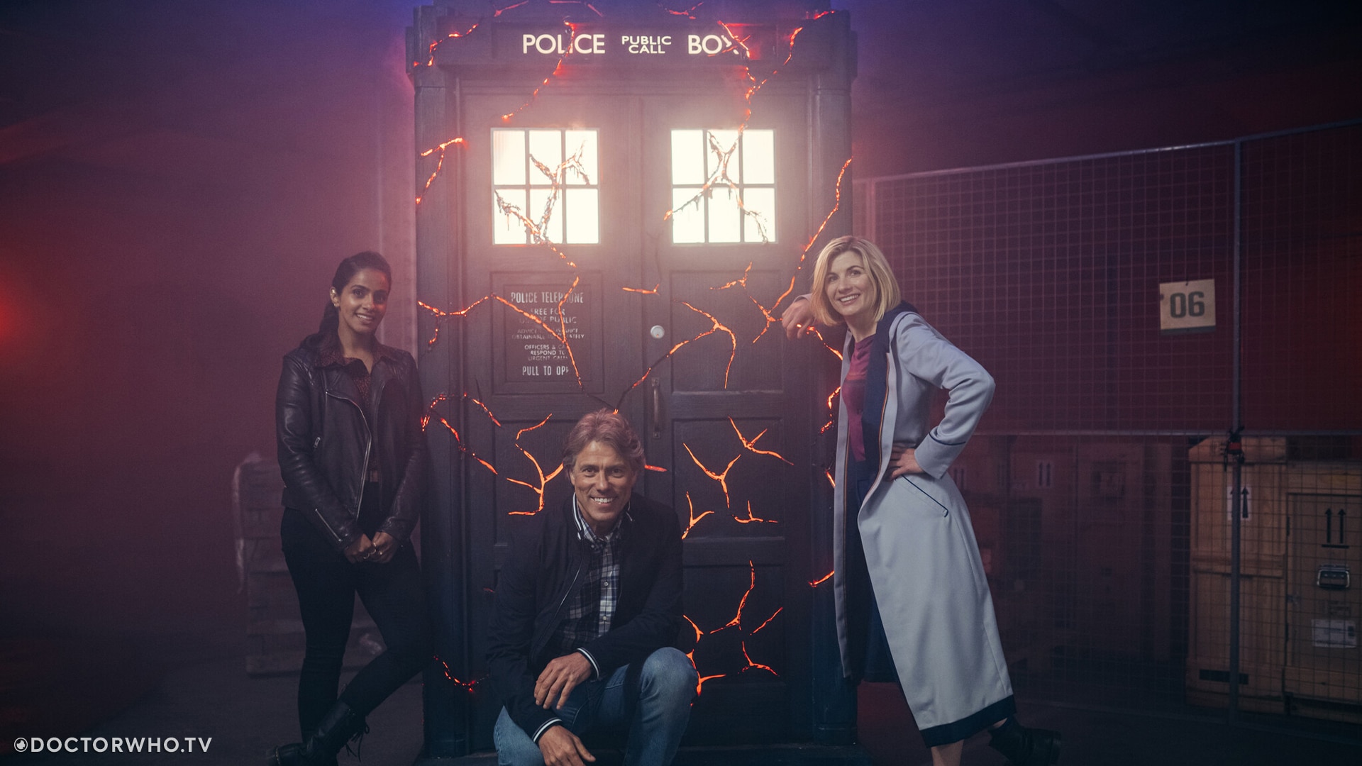 The 'Eve of the Daleks' TARDIS on set with Mandip GIll, John Bishop and Jodie Whittaker.
