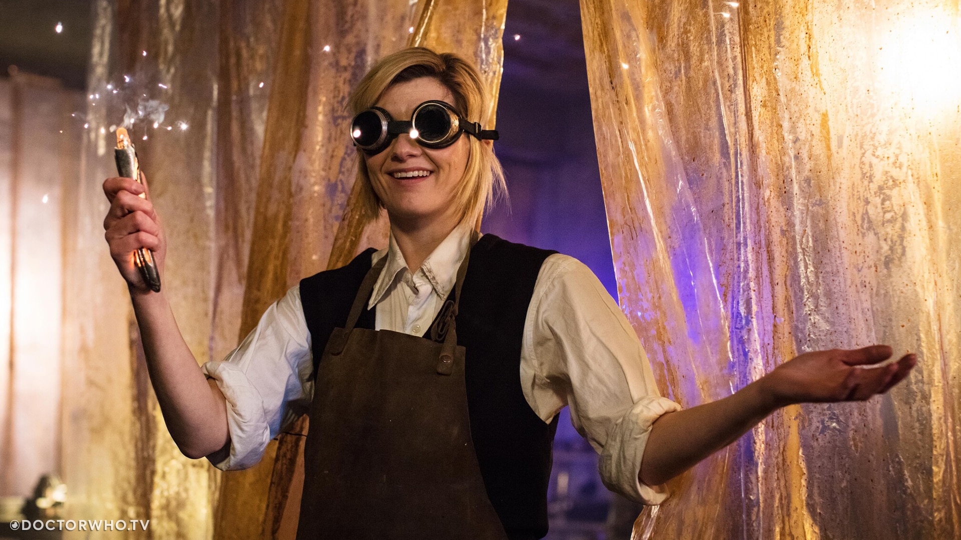 Ta-da! The Thirteenth Doctor shows off her brand-new screwdriver.