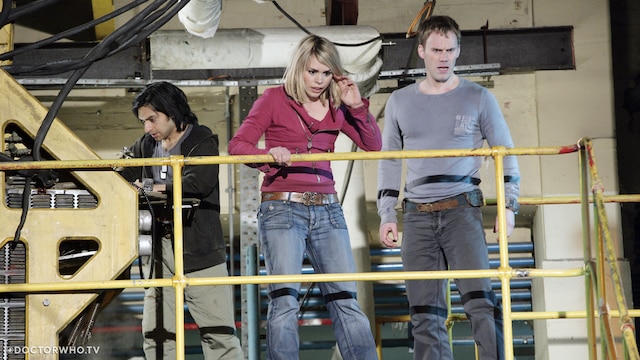 Danny, Rose and Toby react to the attacking Ood in 'The Satan Pit'.