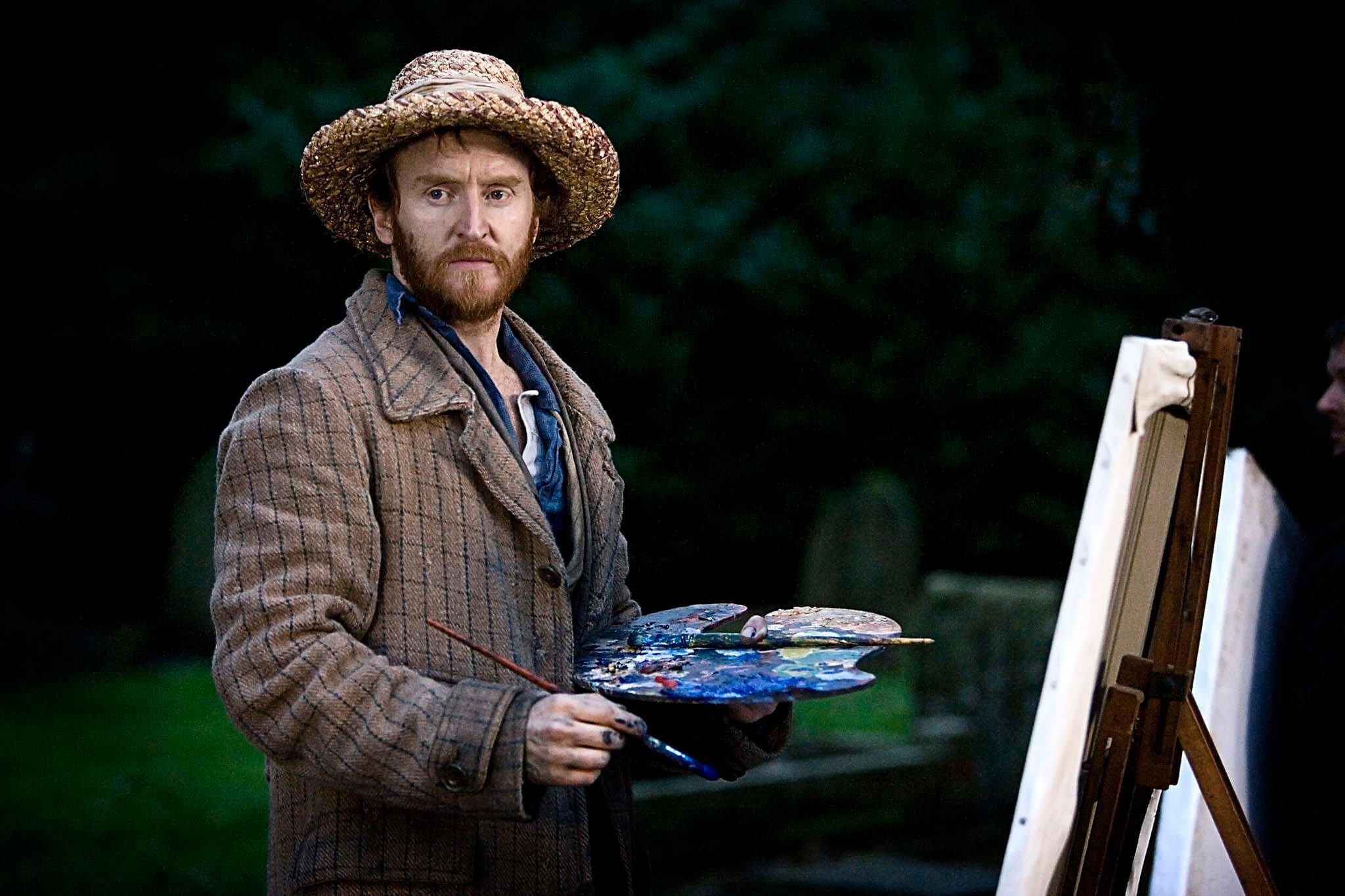 vincent van gogh (tony curran) in vincent and the doctor (2010).
