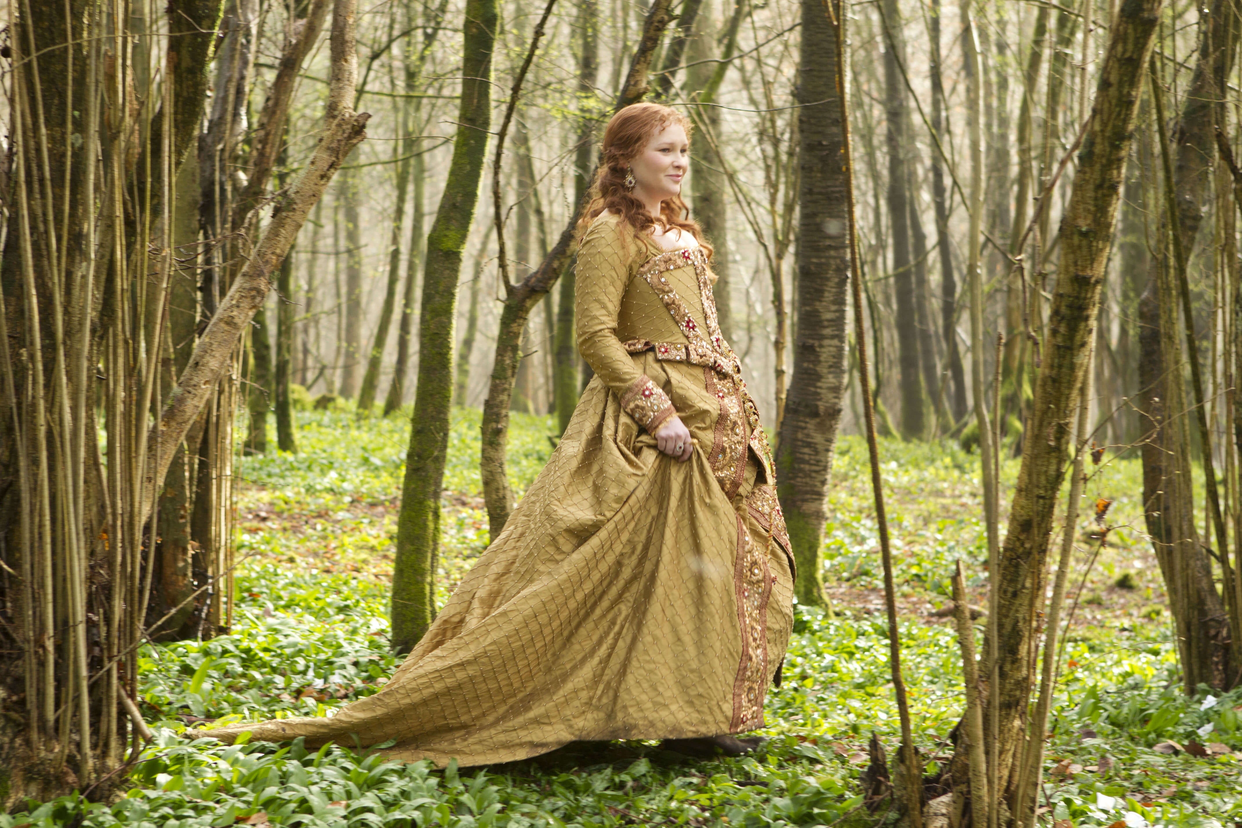 queen elizabeth i (joanna page) in the day of the doctor (2013).
