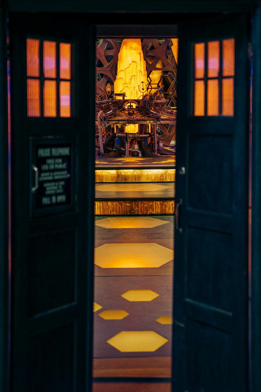 S12 TARDIS view through the doors