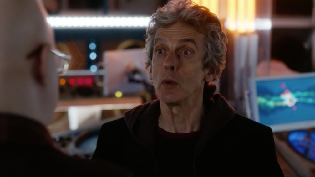 Image of Peter Capaldi as The Twelfth Doctor talking to Matt Lucas as Nardole